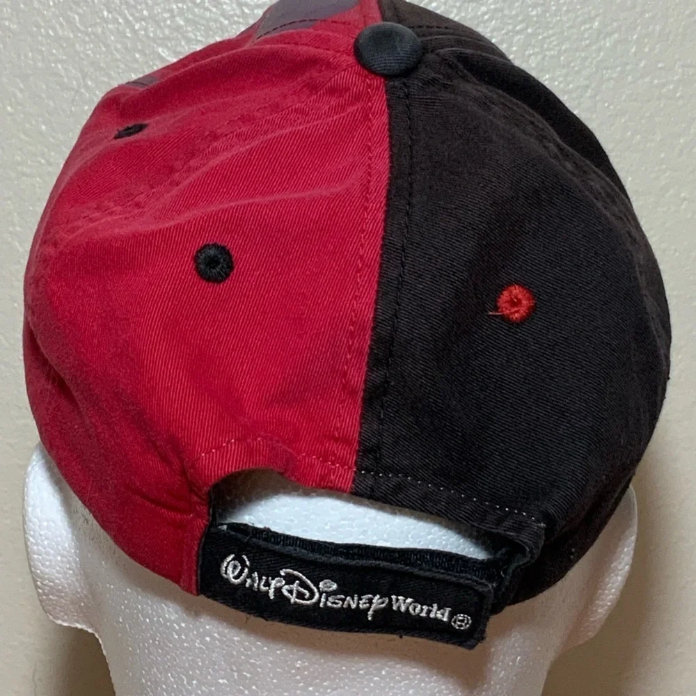 Disney Parks Walt Disney World Mickey “M” Hat Black Red Split Panel